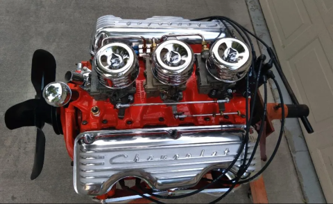 Image of a Chevrolet 348 Engine