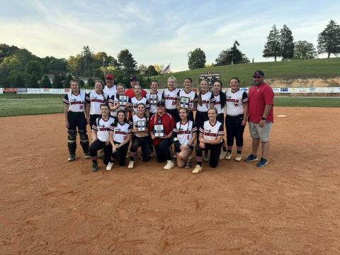 HMMS Lady Devils District Champions 