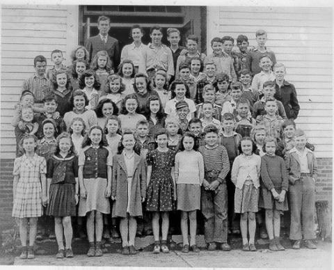 Maynardville Elementary School Group 1945