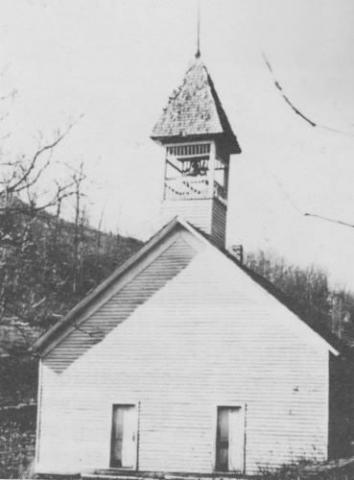 This building housed the Sugar Hollow Baptist Church and a Grand Army of the Republic Post (GAR)