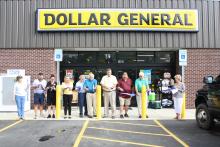 Picture of ribbon cutting at Doller General